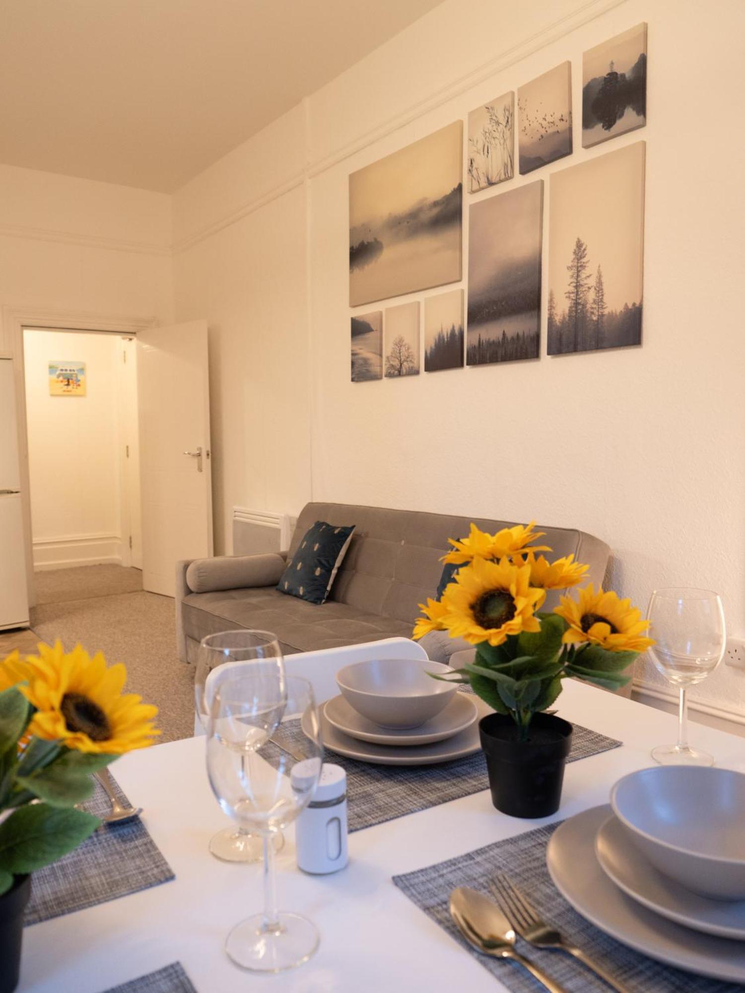 Luxury,Location And Convenience Apartment Bournemouth Bagian luar foto